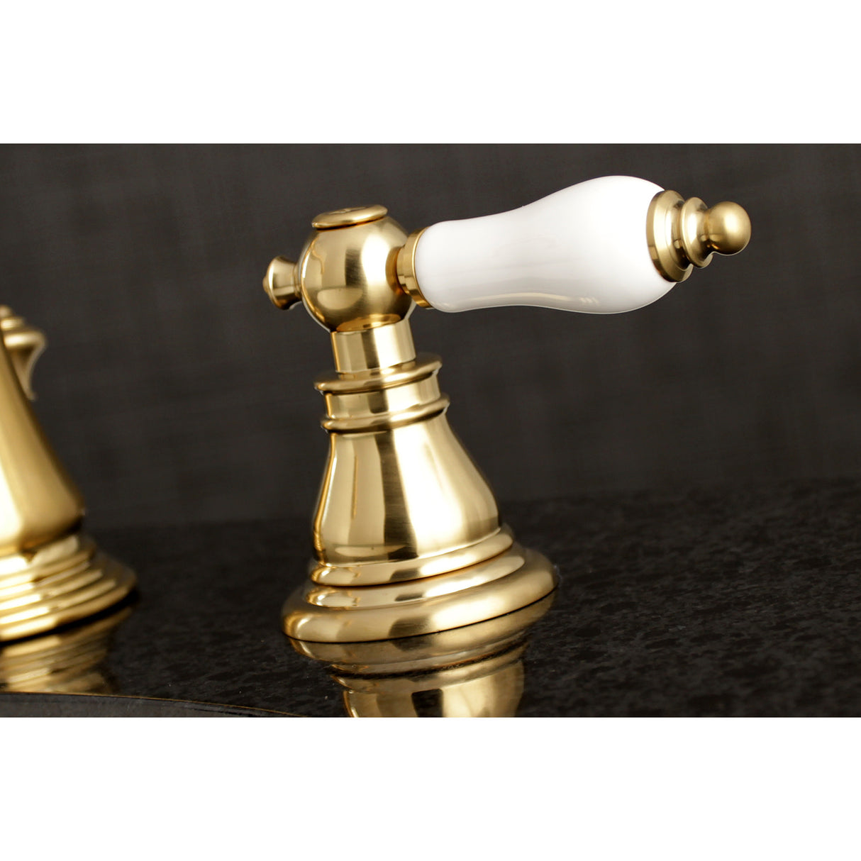 Fauceture FSC1973APL American Patriot Widespread Bathroom Faucet, Brushed Brass