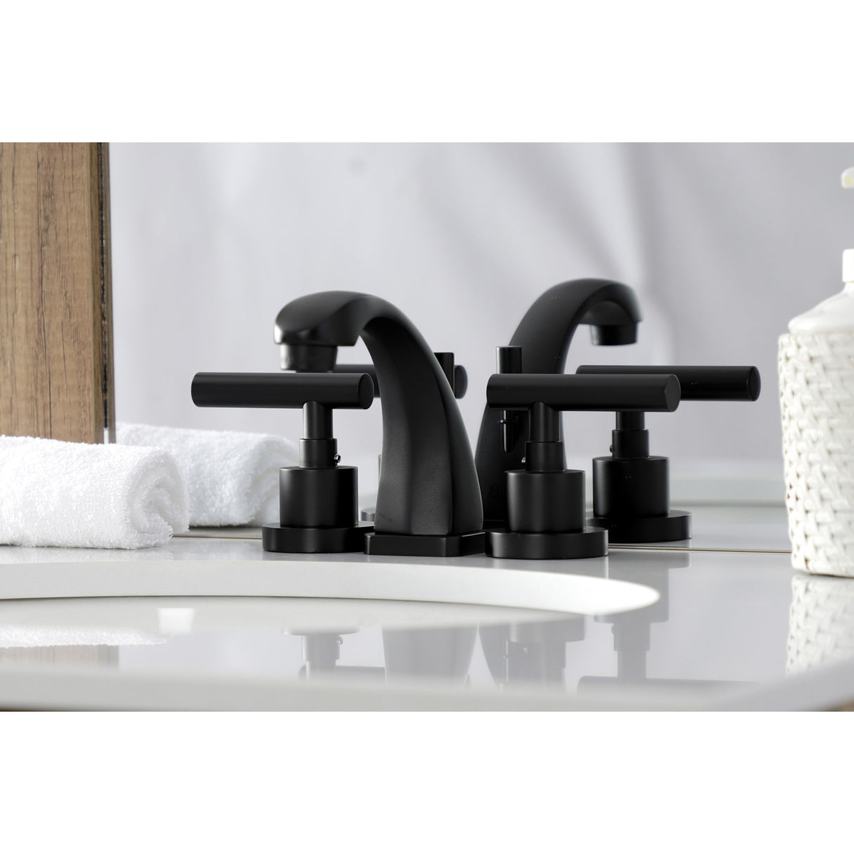 Kingston Brass KS4940CML Manhattan 8 in. Widespread Bathroom Faucet, Matte Black