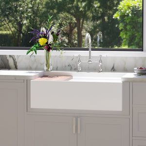 Crofton Apron-Front Sink with Accessory Ledge