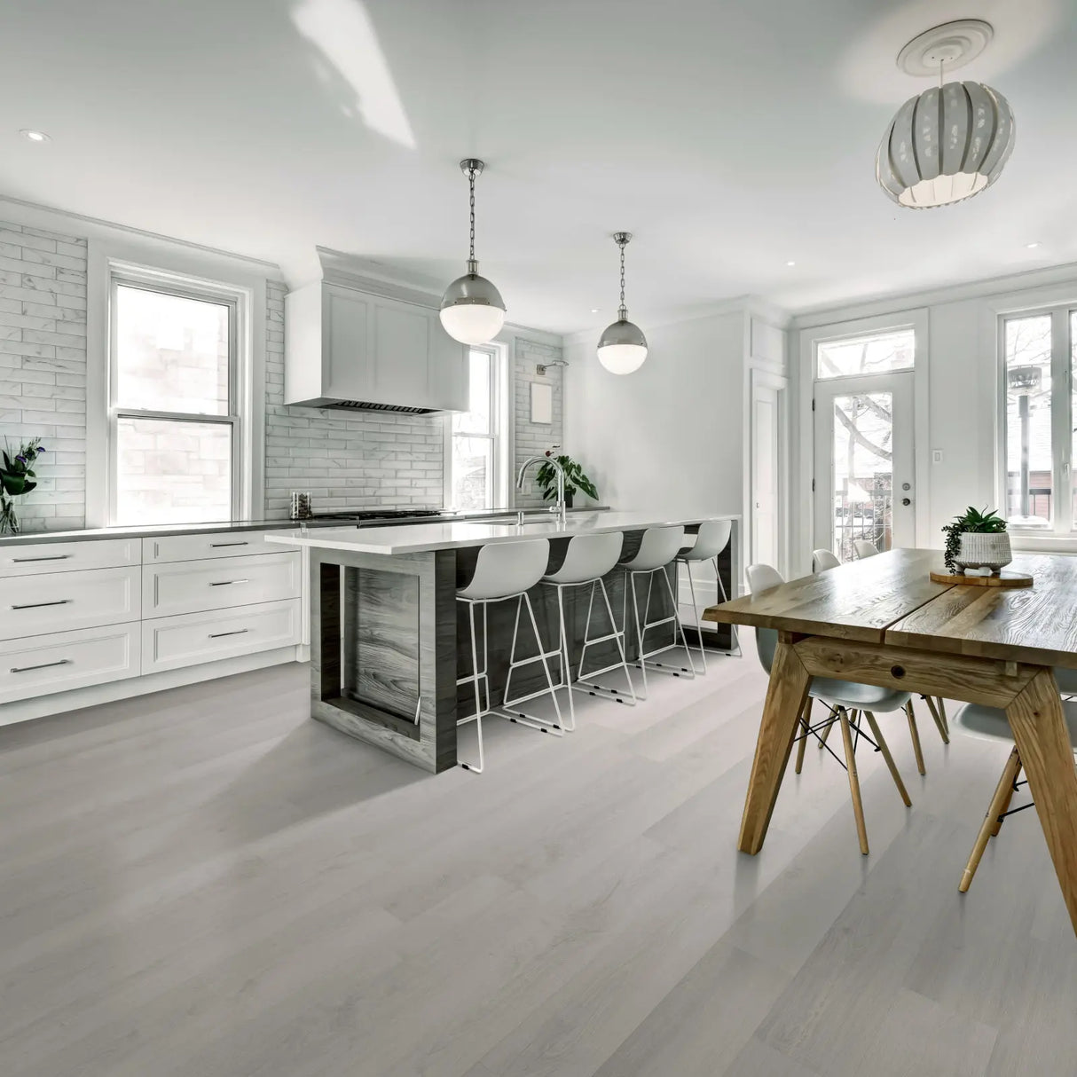 CALI Grayfish Pacifica Laminate Plank Wide+ Click (Angle-Angle) 7703001300 47-13/16 x 7-11/16 x 10mm (25.5 Sqft)