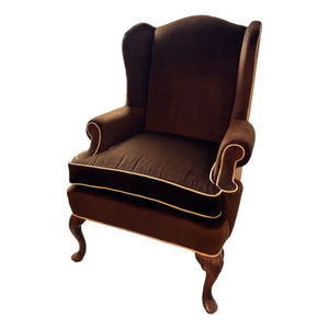 Vintage Ethan Allen Brown Velvet Wingback Chair – Cream Piping & Carved Wood Legs (1970s)