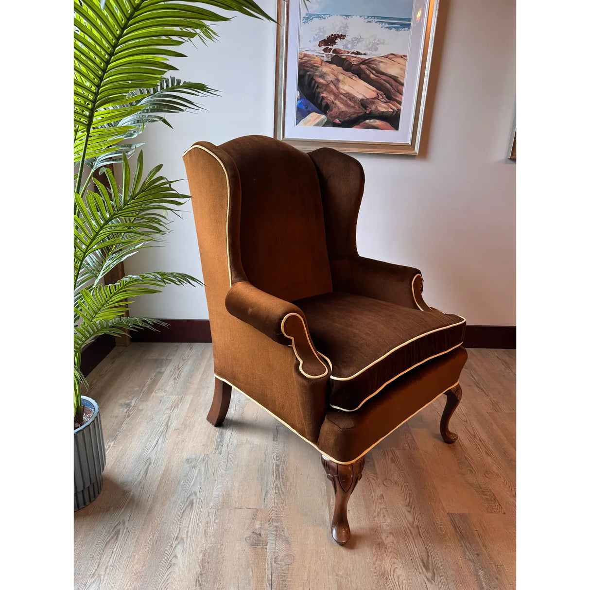 Vintage Ethan Allen Brown Velvet Wingback Chair – Cream Piping & Carved Wood Legs (1970s)