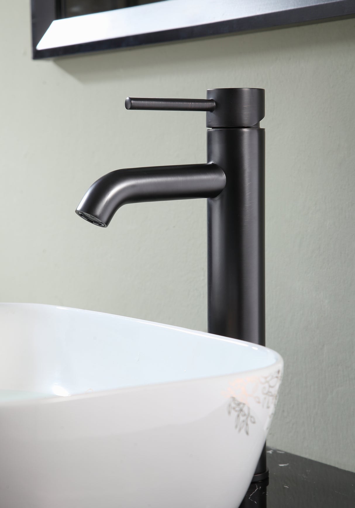 ANZZI L-AZ108ORB-R Single Hole Single Handle Bathroom Faucet in Oil Rubbed Bronze