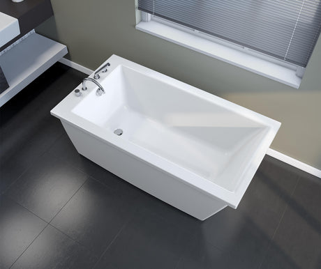 MAAX 106426-000-002-100 Elinor 60 x 32 AcrylX Freestanding End Drain Bathtub in White with White Skirt