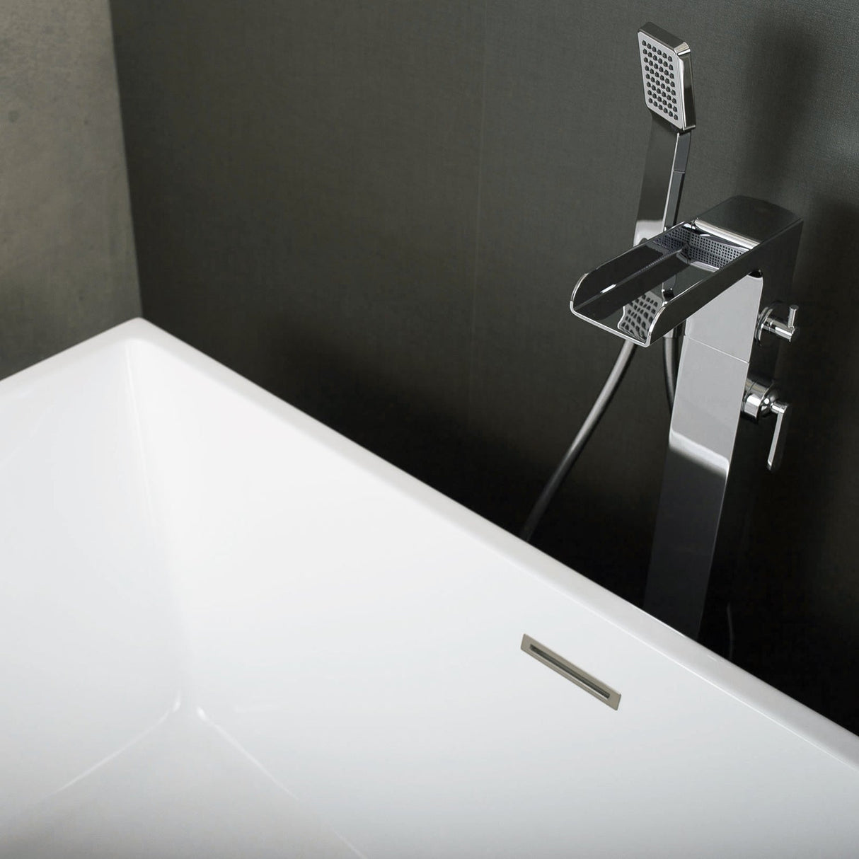 DAX Acrylic Square Freestanding Bathtub, White BT-8013
