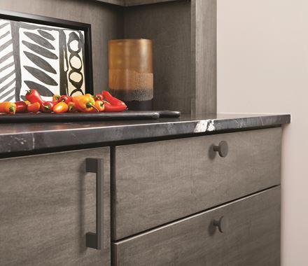 Amerock Cabinet Pull Matte Black 5-1/16 inch (128 mm) Center-to-Center Versa 1 Pack Drawer Pull Cabinet Handle Cabinet Hardware