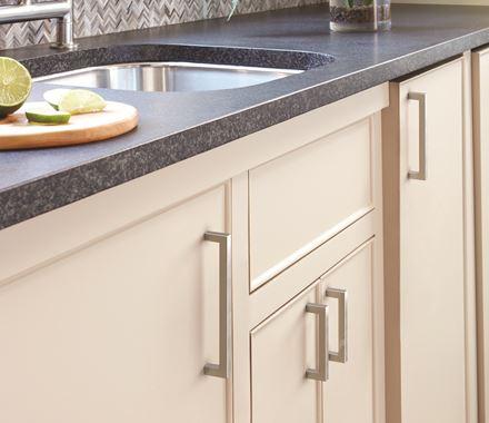 Amerock Cabinet Pull Polished Chrome 5-1/16 inch (128 mm) Center-to-Center Monument 1 Pack Drawer Pull Drawer Handle Cabinet Hardware