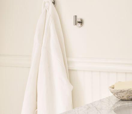 Amerock BH26542PSS Polished Stainless Steel Single Robe Hook 2-1/4 in. (57 mm) Length Towel Holder Arrondi Towel Hook for Bathroom Bathroom Hardware Bath Accessories