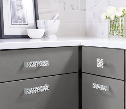 Amerock Cabinet Pull Polished Chrome 5-1/16 inch (128 mm) Center to Center Calathea 1 Pack Drawer Pull Drawer Handle Cabinet Hardware