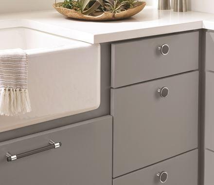 Amerock Cabinet Knob Polished Chrome/Matte Black 1-3/8 inch (35 mm) Diameter Mergence 1 Pack Drawer Knob Cabinet Hardware