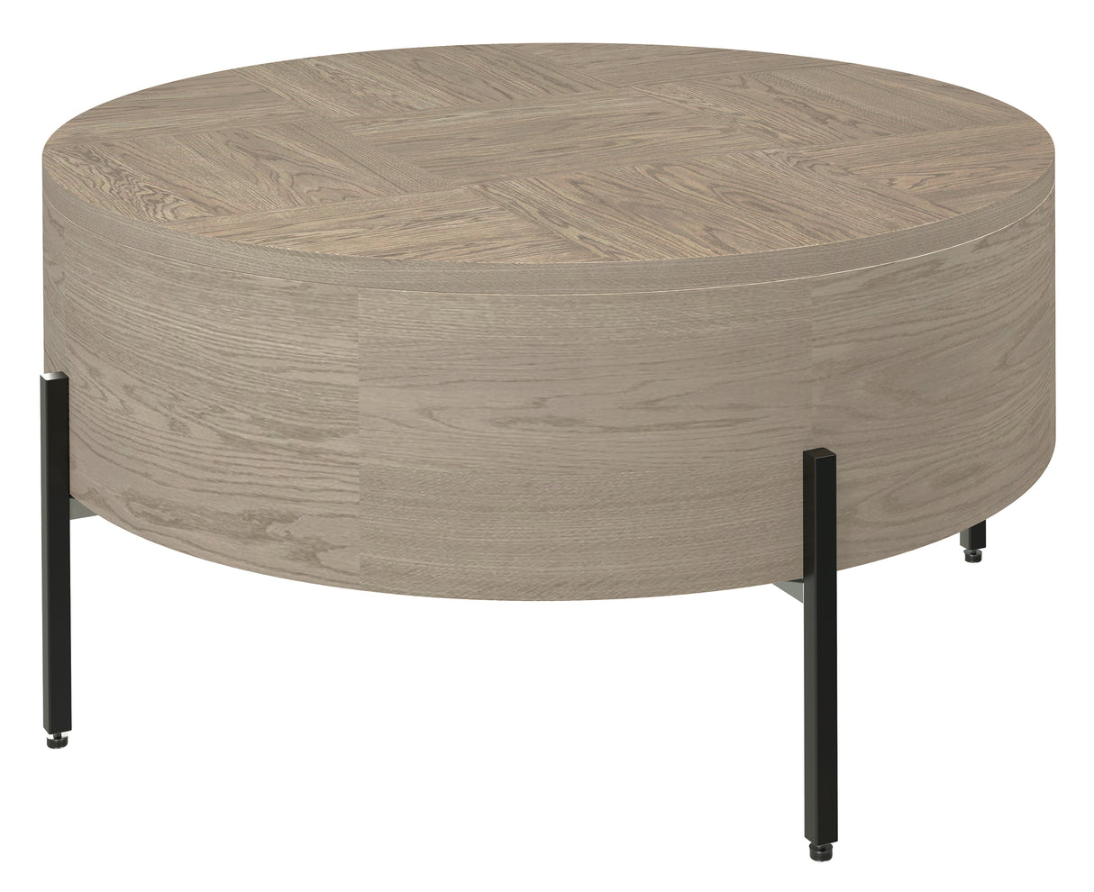 Hekman 25902 Mayfield 40in. x 40in. x 18in. Coffee Table