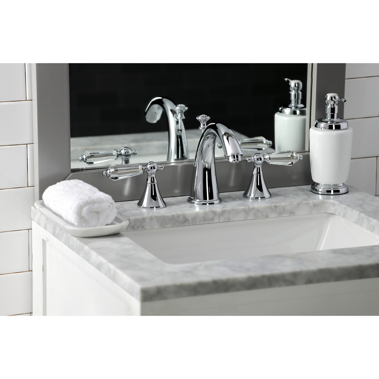 Aqua Eden KS2971WLL 8 in. Widespread Bathroom Faucet, Polished Chrome