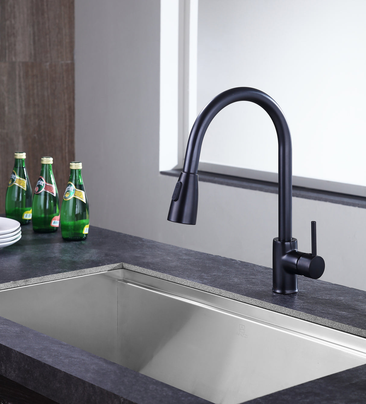ANZZI KF-AZ212ORB Sire Single-Handle Pull-Out Sprayer Kitchen Faucet in Oil Rubbed Bronze