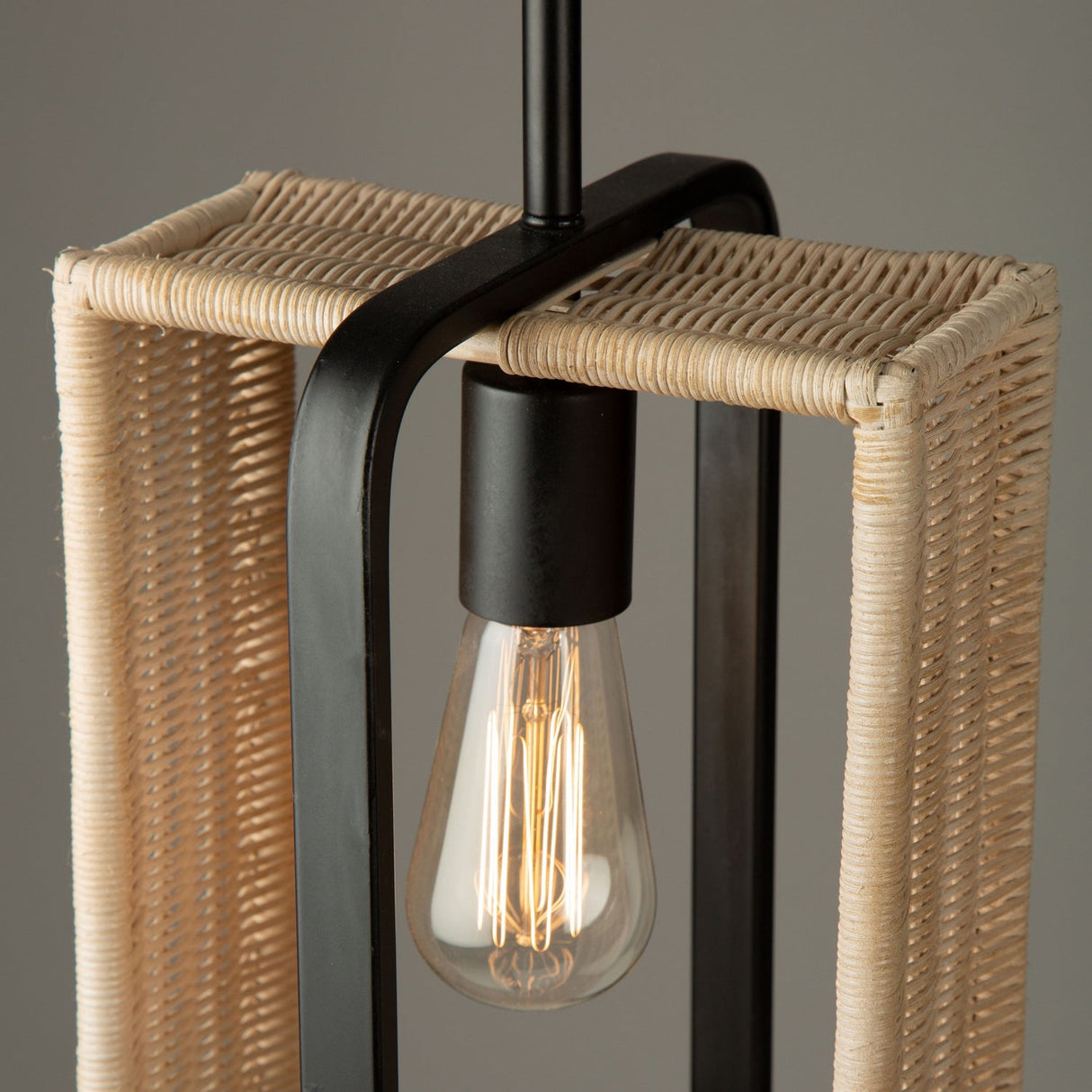 Perris Pendant