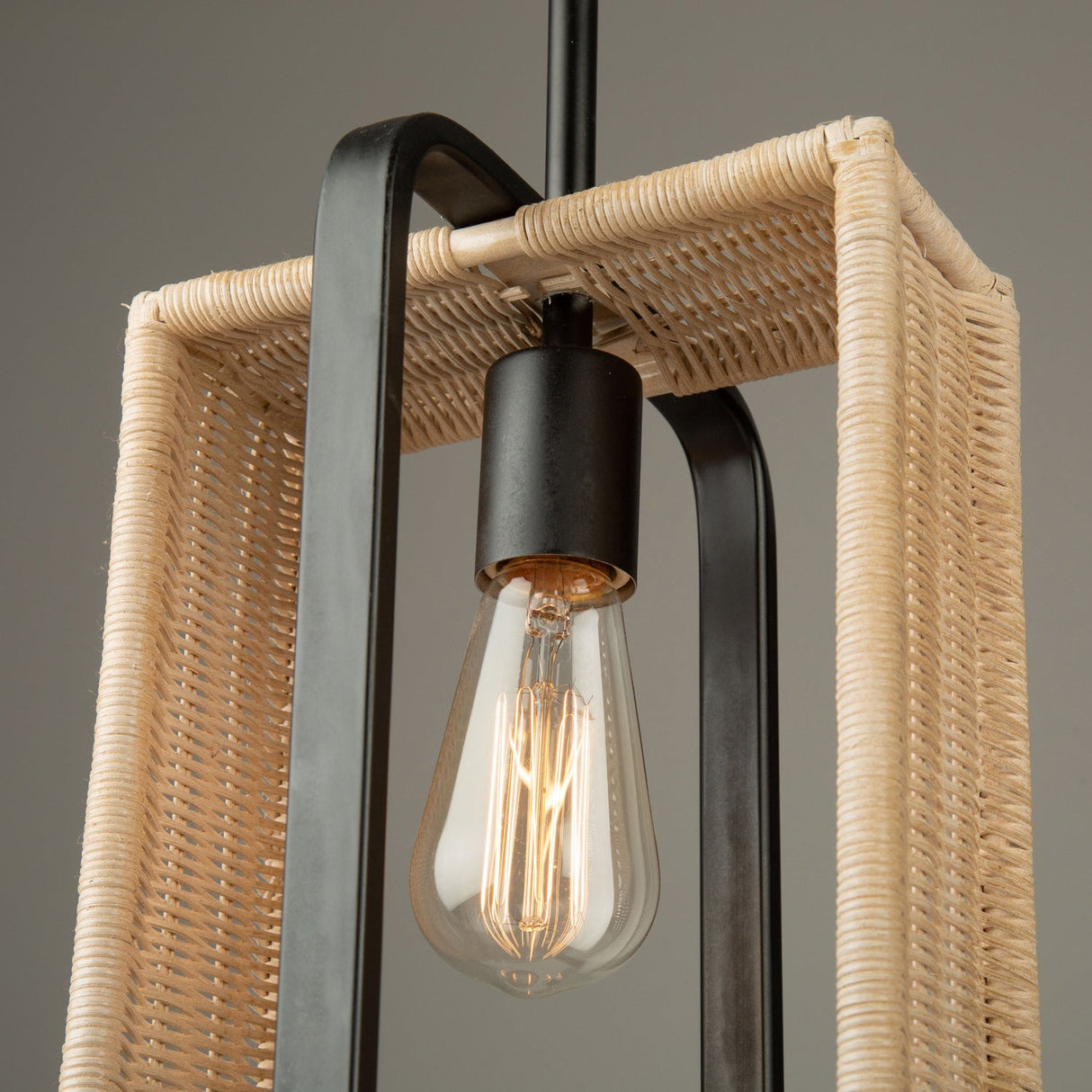 Perris Pendant