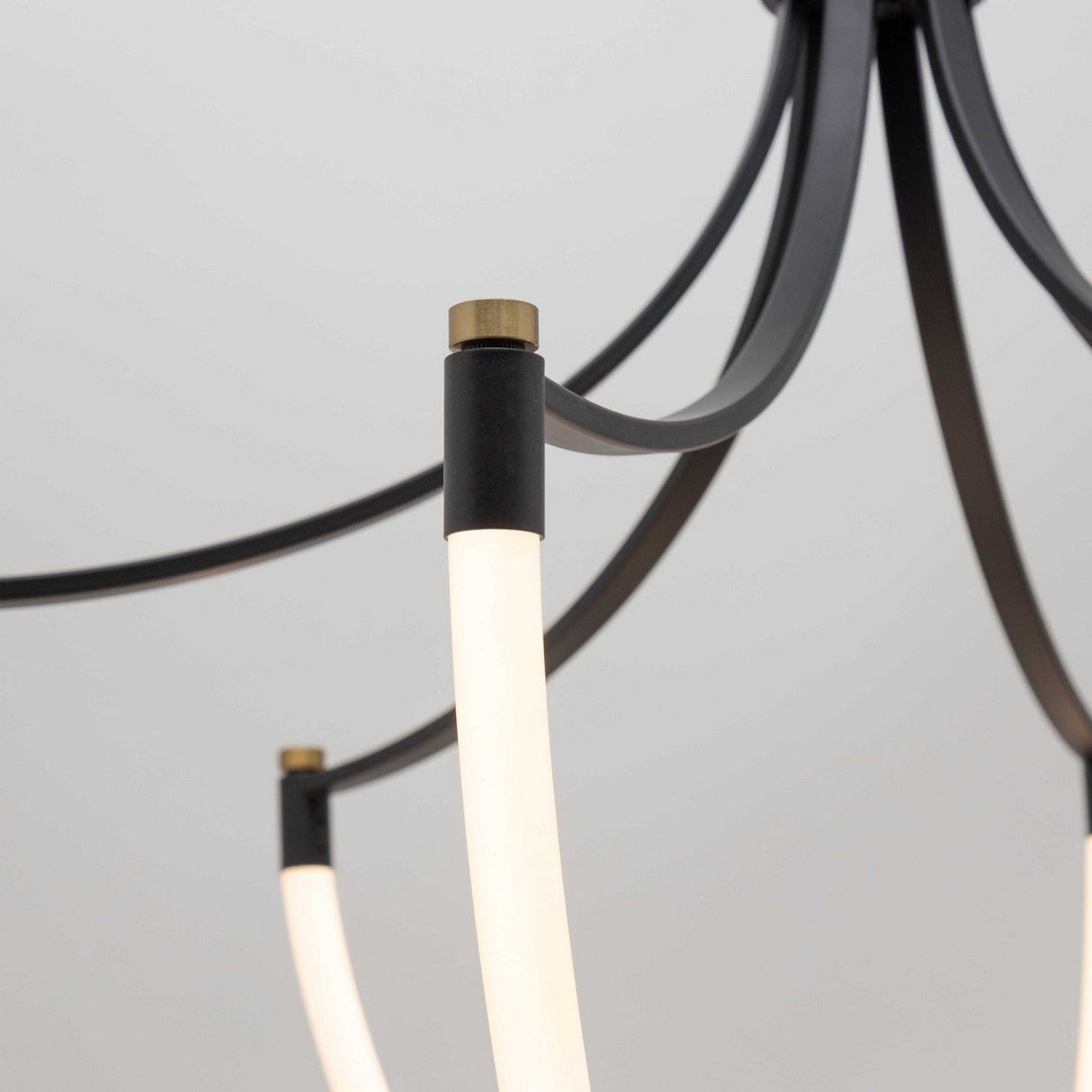 Cascata Chandelier