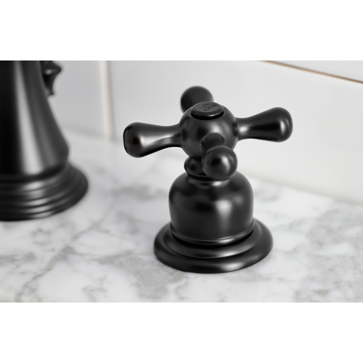 Fauceture FSC1970AX American Classic Widespread Bathroom Faucet, Matte Black