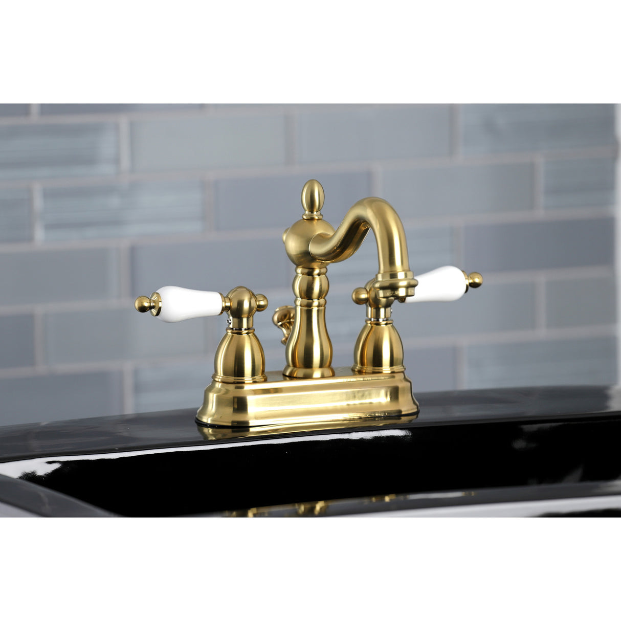 Kingston Brass KB1607PL Heritage 4 in. Centerset Bathroom Faucet, Brushed Brass