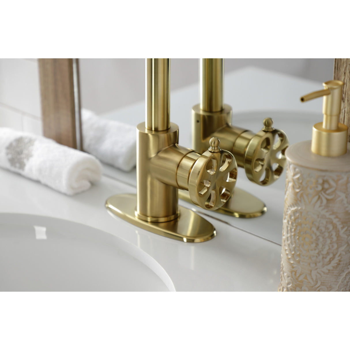 Kingston Brass KSD144RXBB Belknap Single-Handle Bathroom Faucet with Push Pop-Up, Brushed Brass