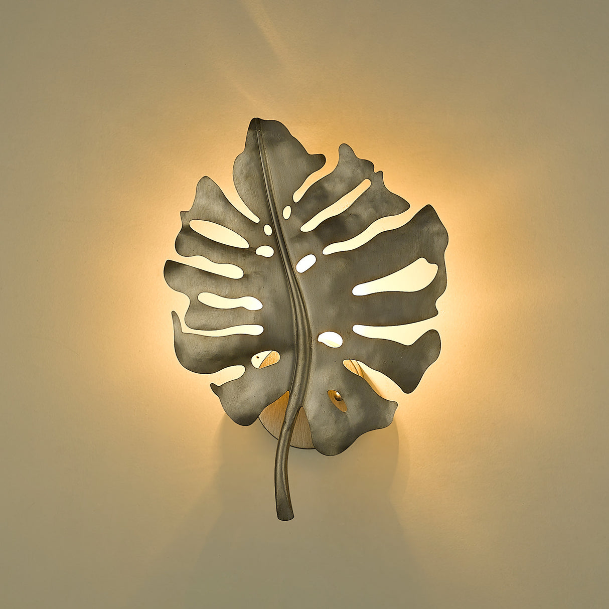 Aruba 1 Light Wall Sconce in White Gold