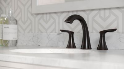 Pfister Tuscan Bronze Weller Widespread Bath Faucet LG49-WR0Y