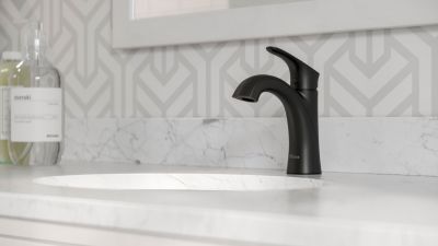 Pfister Matte Black Single Control Bathroom Faucet LG42-WR0B