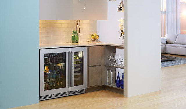 Perlick Signature Series 15-Inch Built-In Single Zone Wine Cooler with 20 Bottle Capacity in Stainless Steel with Glass Door (HP15WS-4-3L & HP15WS-4-3R)