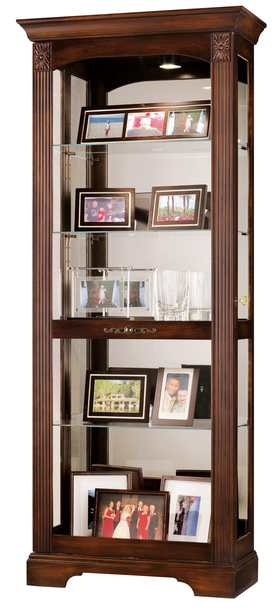 Howard Miller Ricardo Curio Cabinet 680420