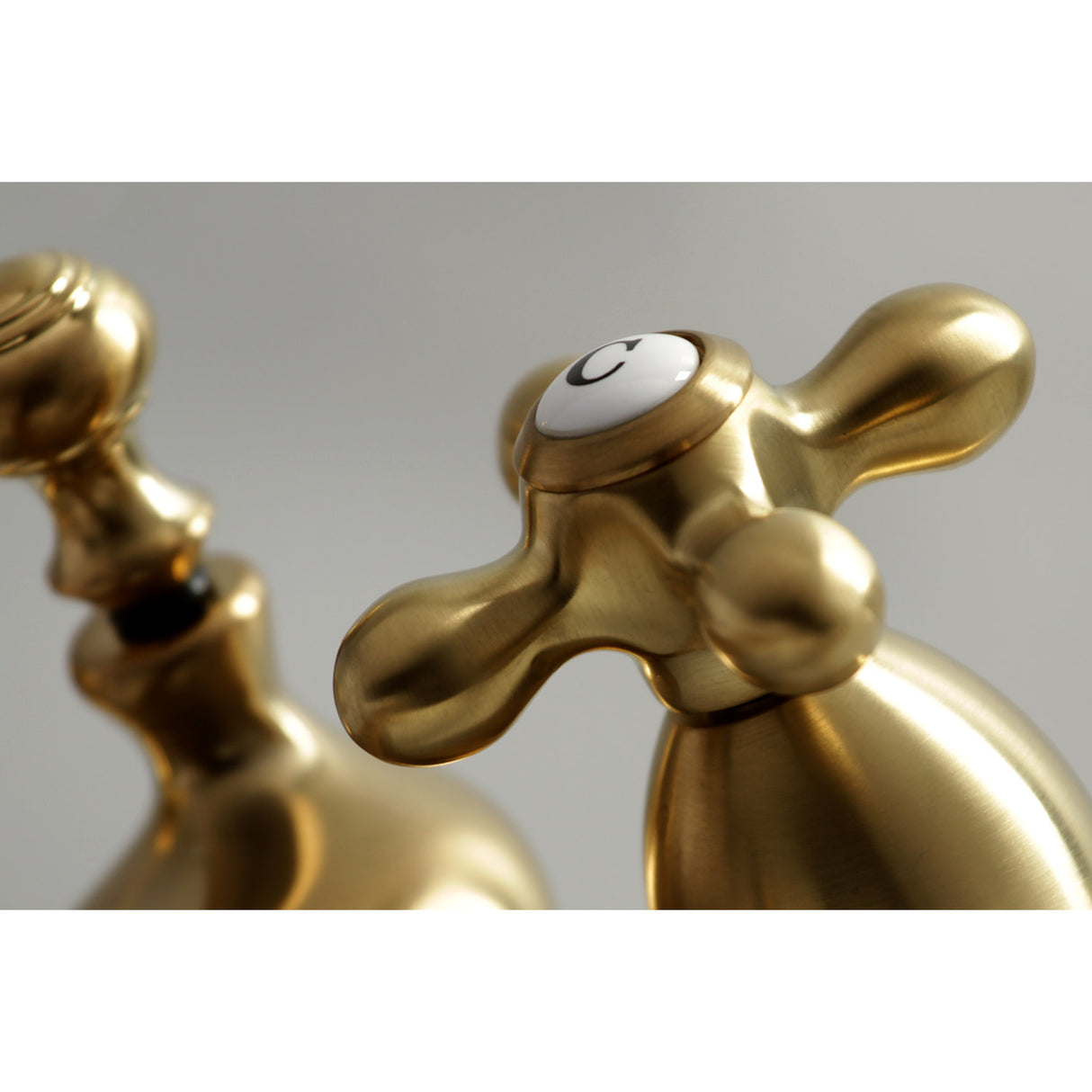Kingston Brass KS3607AX 4 in. Centerset Bathroom Faucet, Brushed Brass