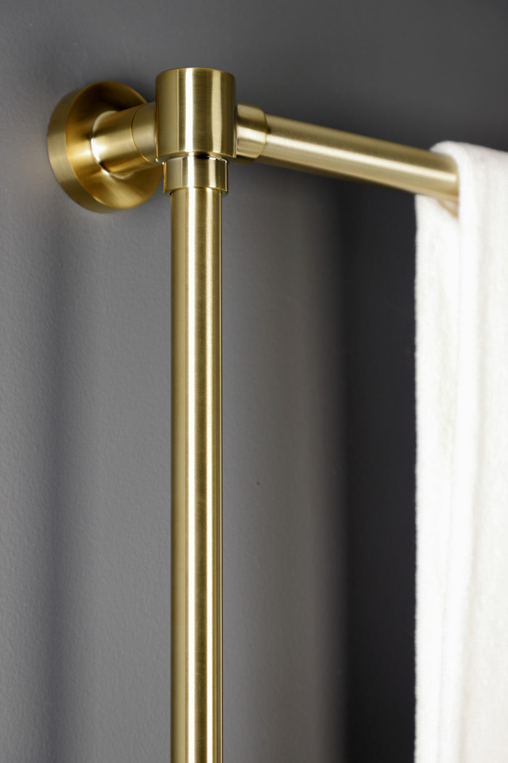Kingston Brass FSC8933DL Concord Widespread Bathroom Faucet with Brass Pop-Up, Brushed Brass