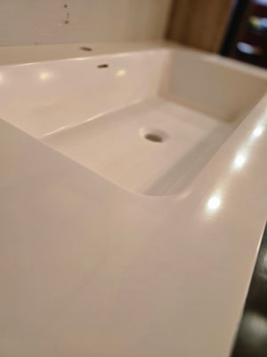 39" Avanity Vanity Set with Acrylic Top and Wall-Mounted Cabinet