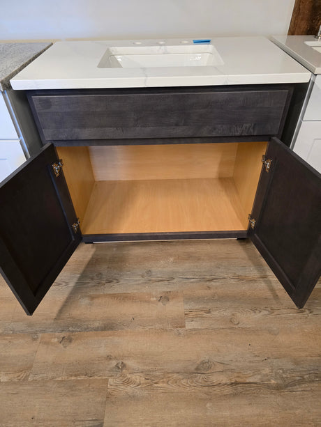 36" Wolf Grey Vanity Set with Pental Quartz Top