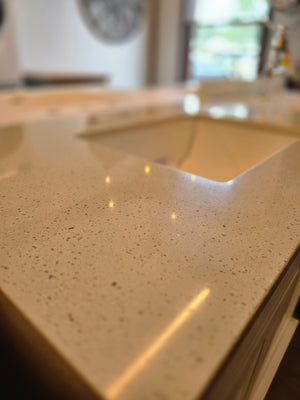 36" White Versiniti Vanity with Quartz Top