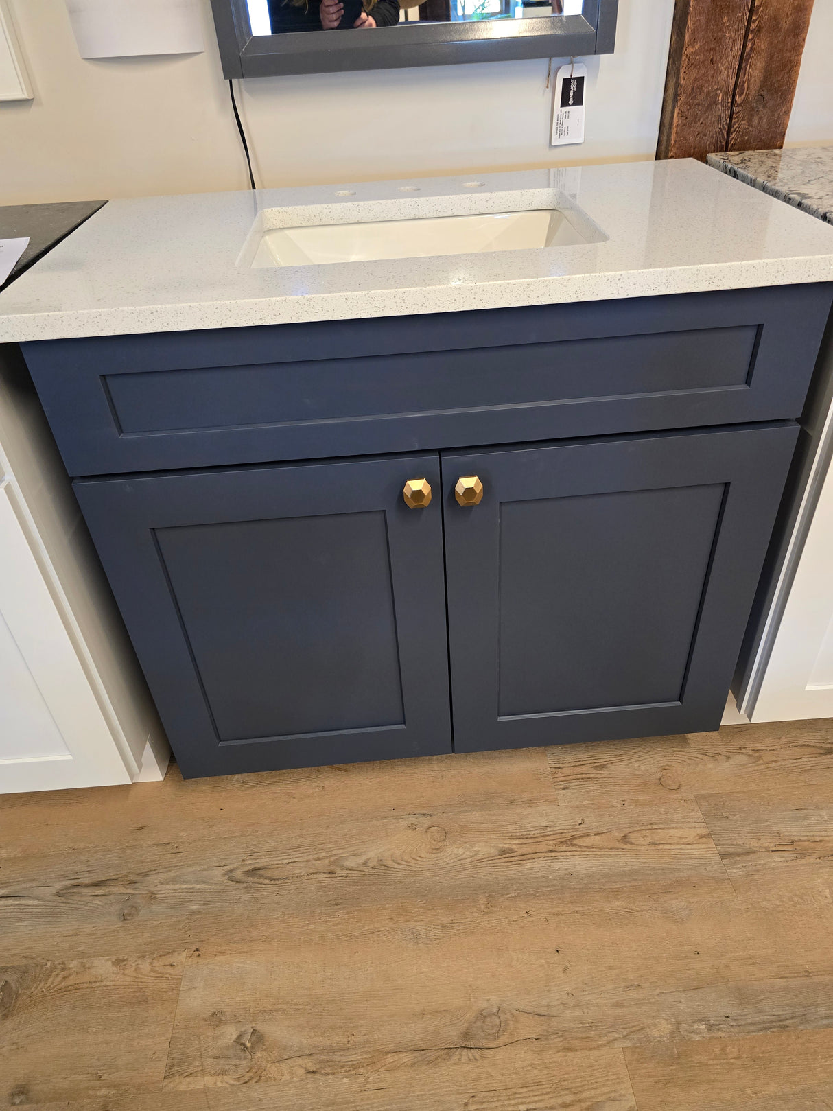 36" Navy Shaker Bathroom Vanity Set with White Quartz Top