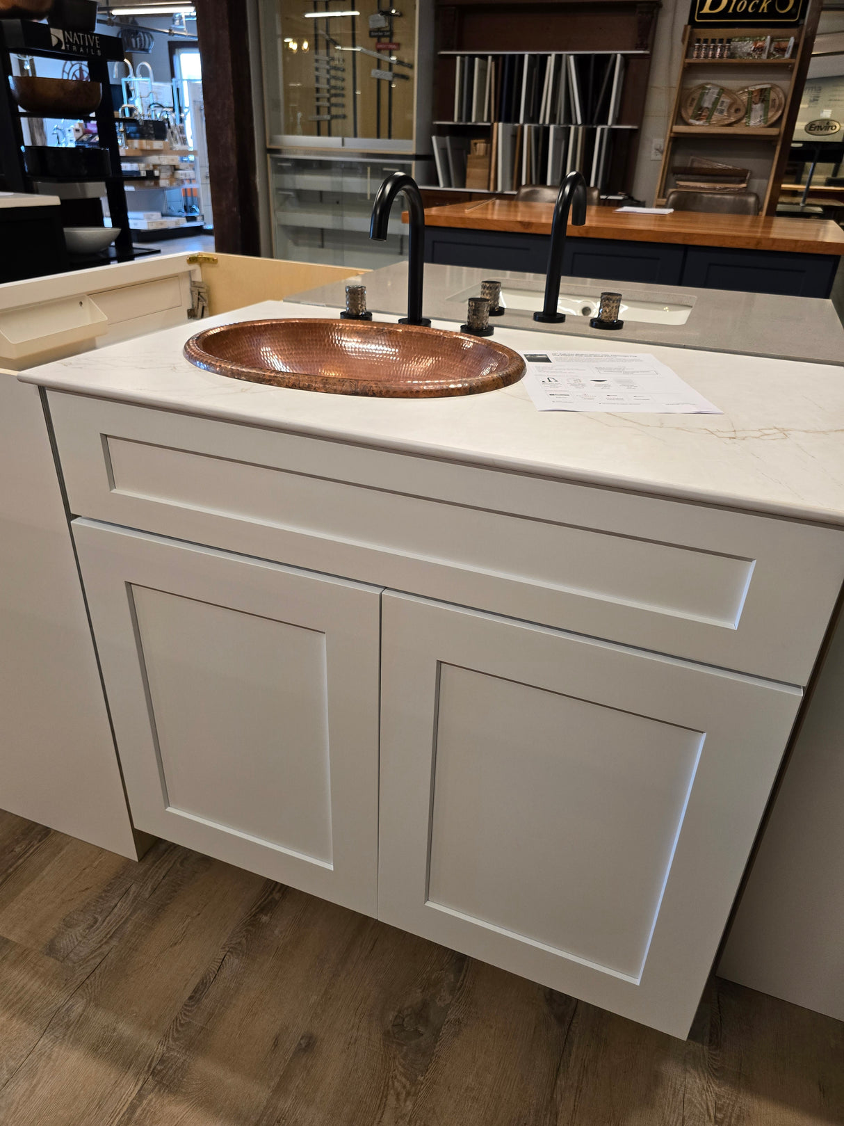 36" Cab-Tec Shaker White with Thinscape Top and Copper Sink with Black Faucet