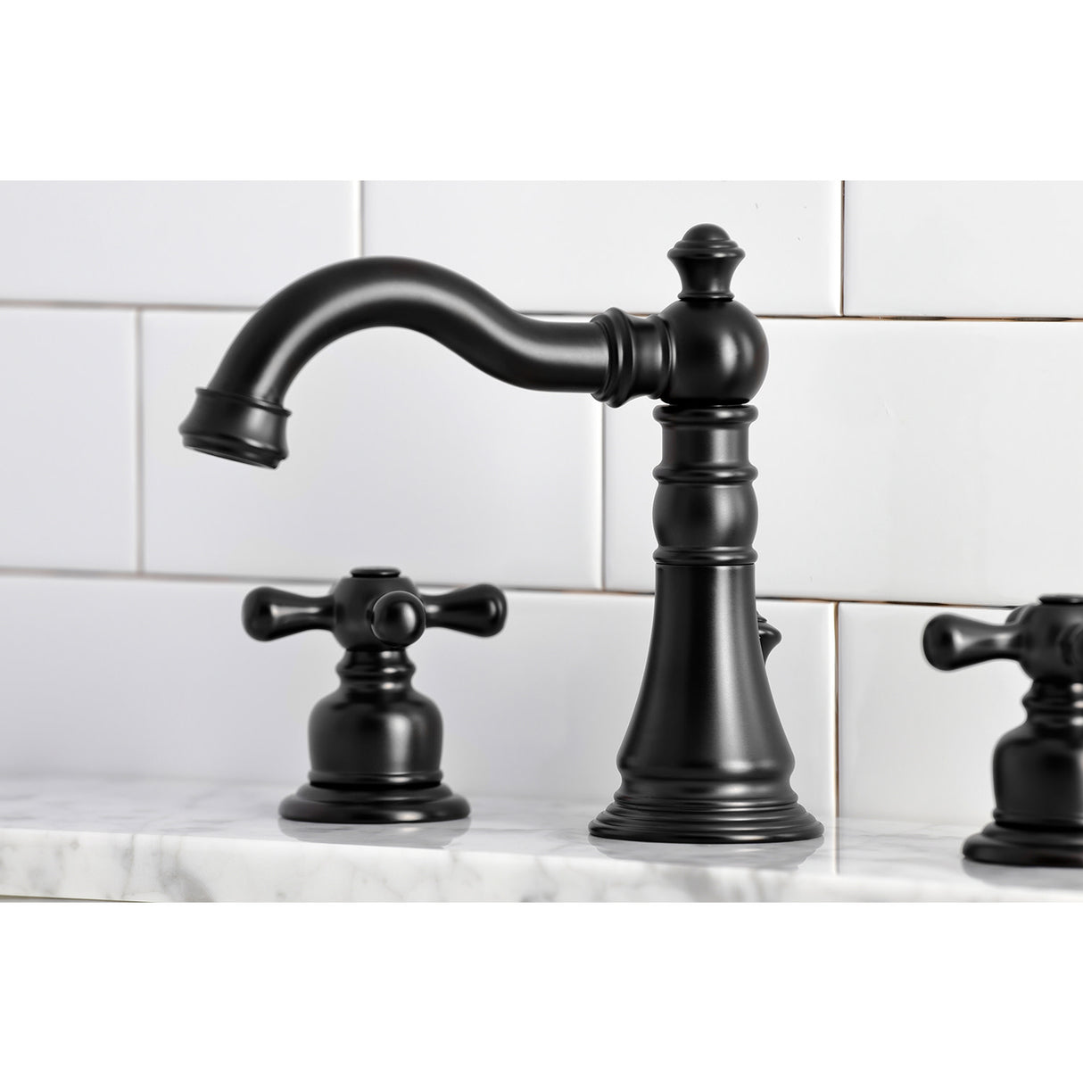 Fauceture FSC1970AX American Classic Widespread Bathroom Faucet, Matte Black