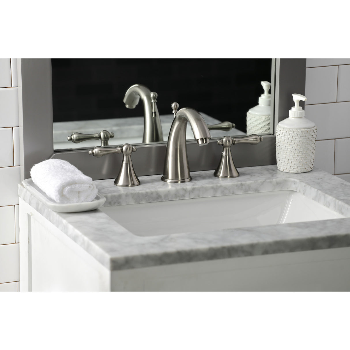 Kingston Brass KS2978AL 8 in. Widespread Bathroom Faucet, Brushed Nickel