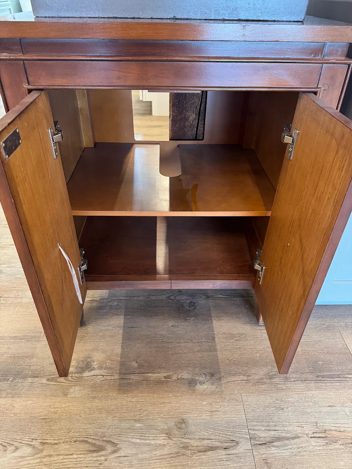 Avanity Brentwood 25" Vanity – New Walnut w/ Native Trails Nipomo Slate Sink – Floor Model