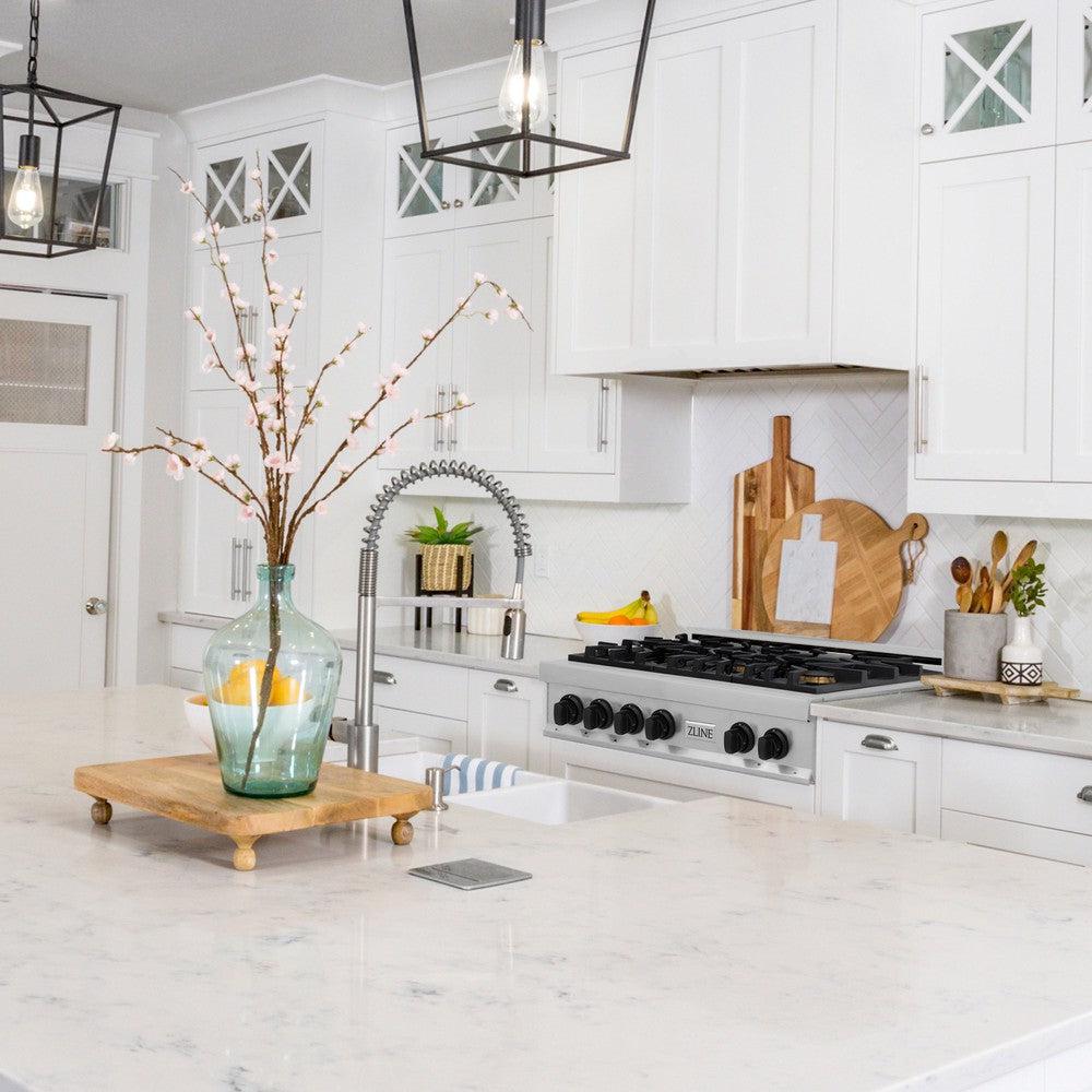 ZLINE Autograph Edition 36 in. Legacy Gas Rangetop with 6 Burners and Porcelain Cooktop in Stainless Steel with Matte Black Accents (RTZ-36-MB)